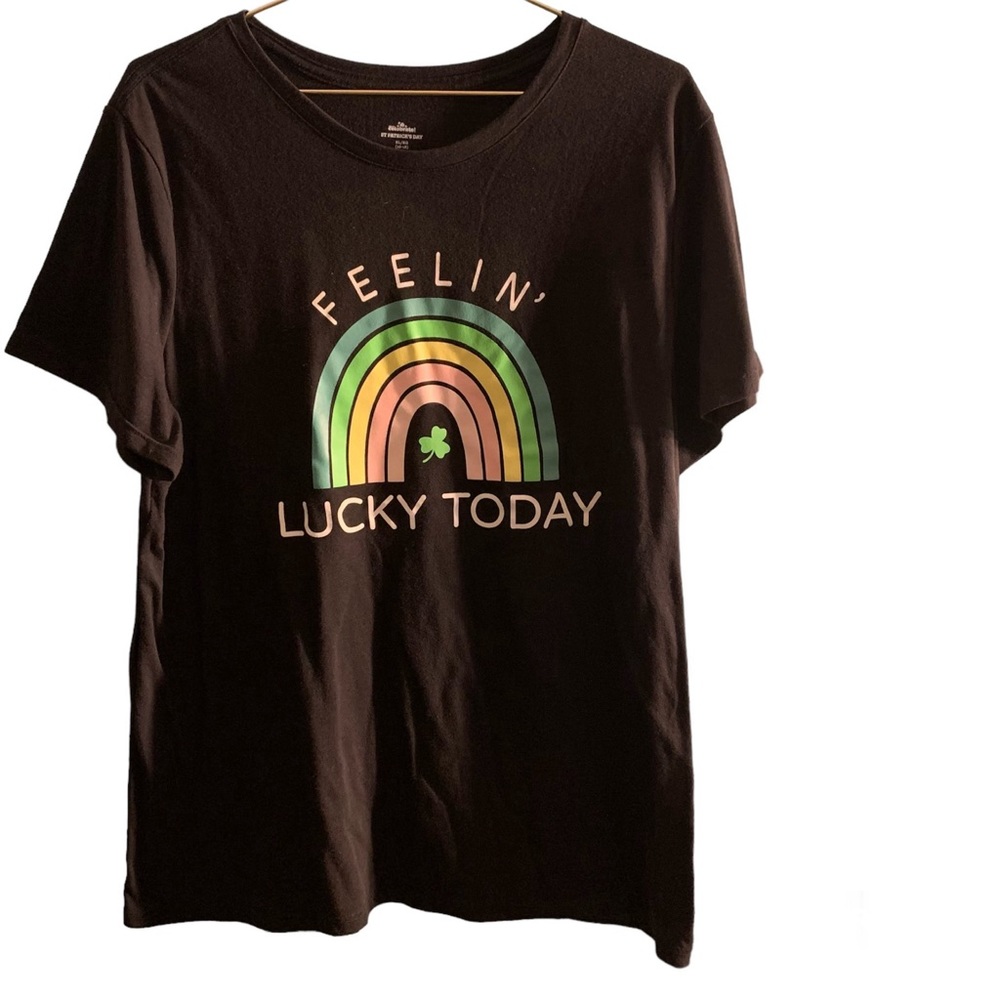5 for 20 Way to Celebrate! St. Patrick’s day feelin lucky 🍀 rainbow tee